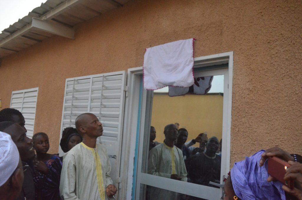 Inauguration d’une Salle informatique et Bibliothèque portant le nom de Mankeur Ndiaye à Goudoudé